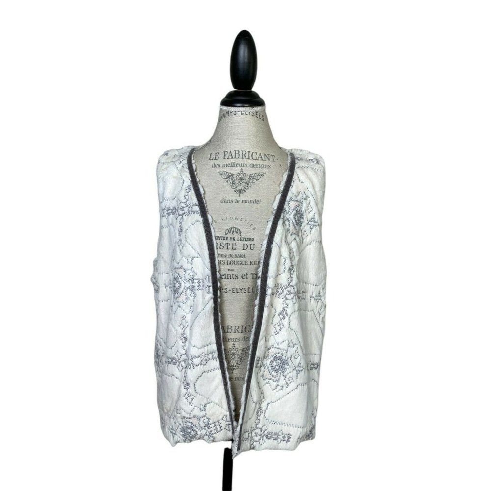 Rebecca Elliot Embroidered Faux Fur Vest White L EUC